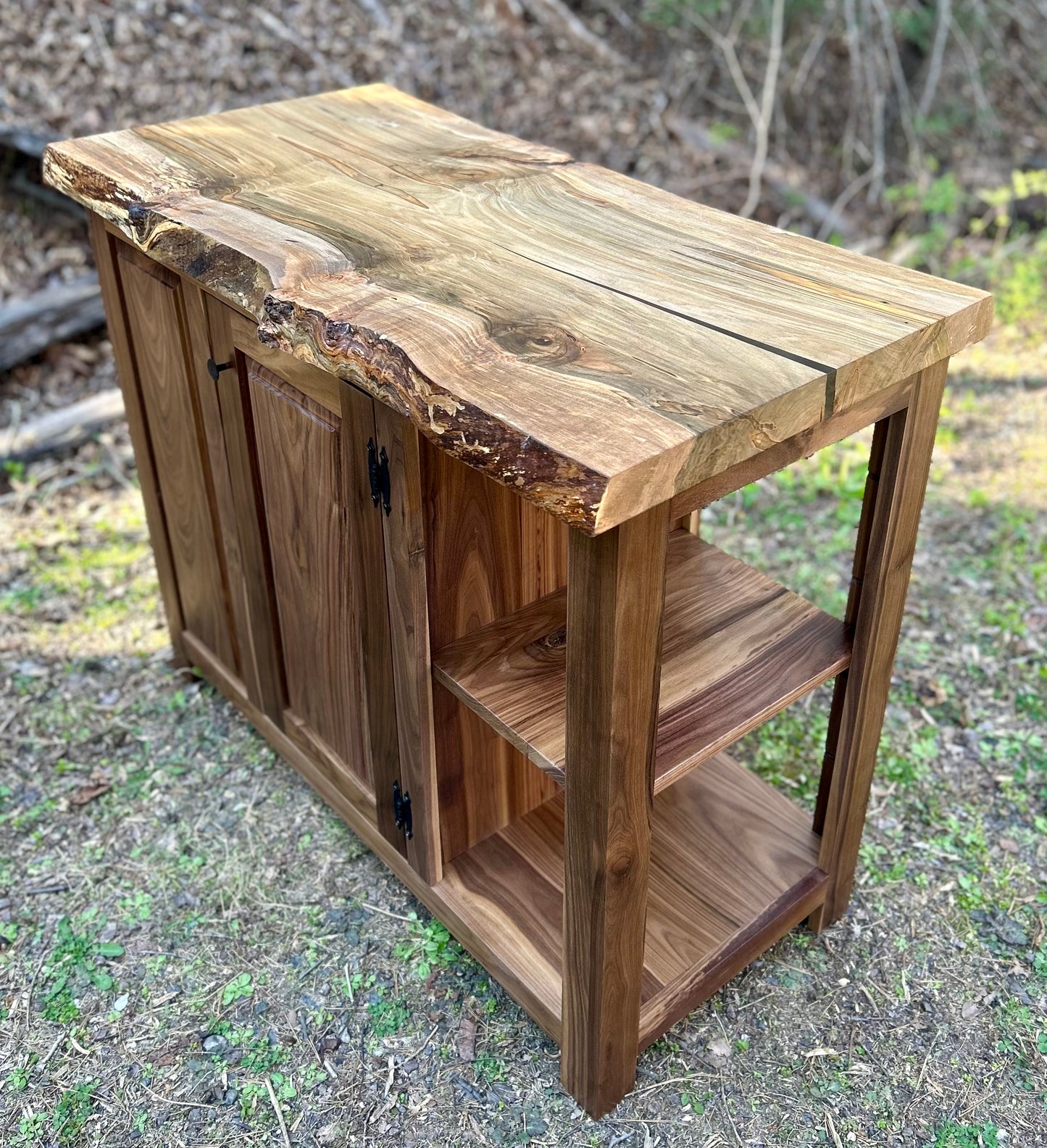 Black Walnut Kitchen Island with Live Edge Ambrosía Maple Slab