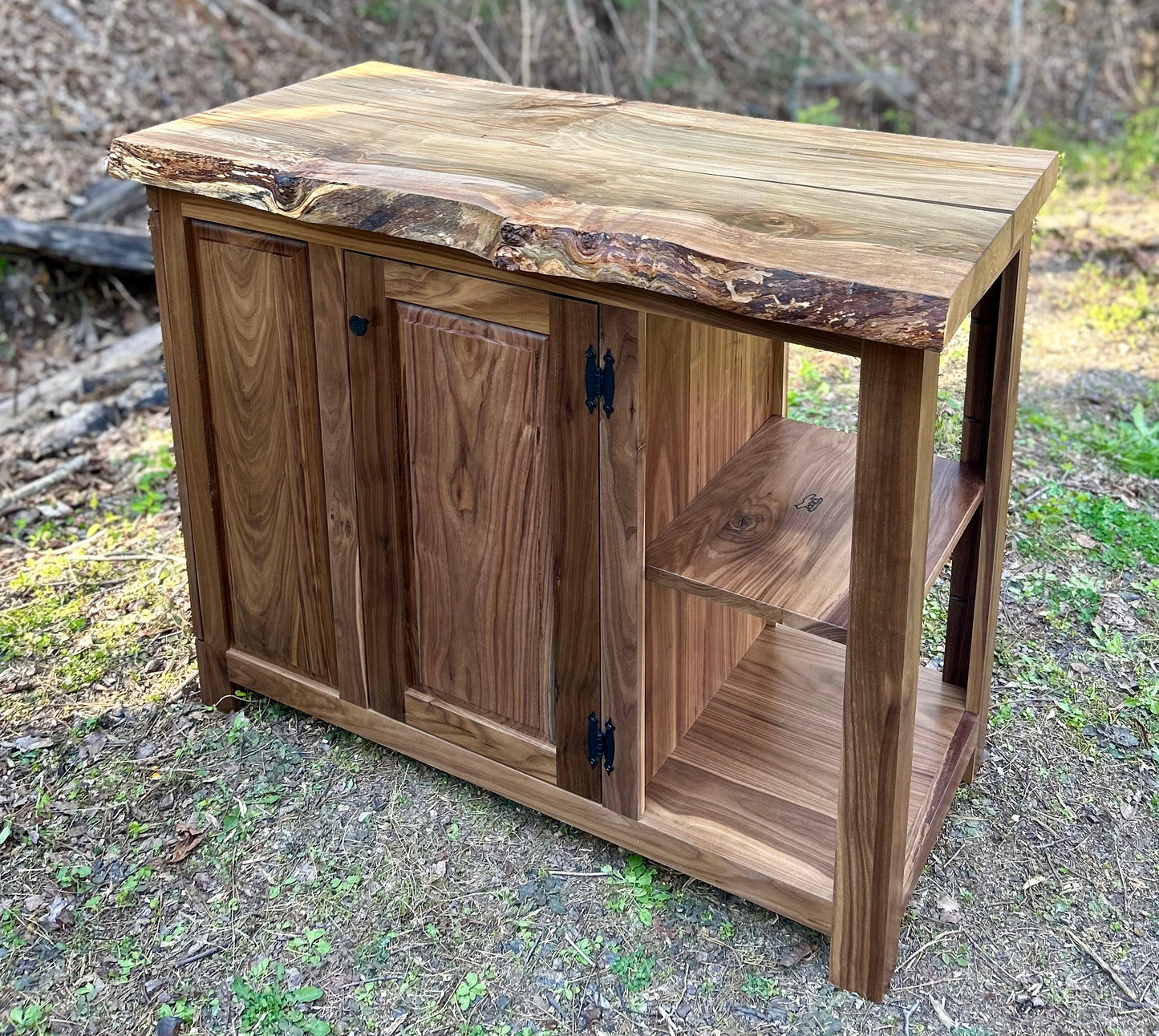Black Walnut Kitchen Island with Live Edge Ambrosía Maple Slab