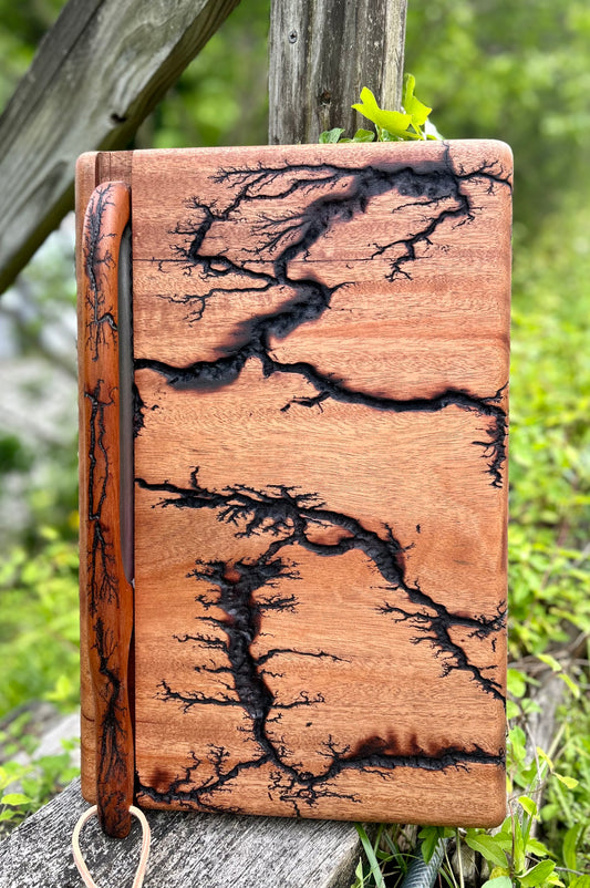 Beef Brisket Mahogany Fractal Burnt Bow Knife and Mahogany Fractal Burnt Cutting Board Set