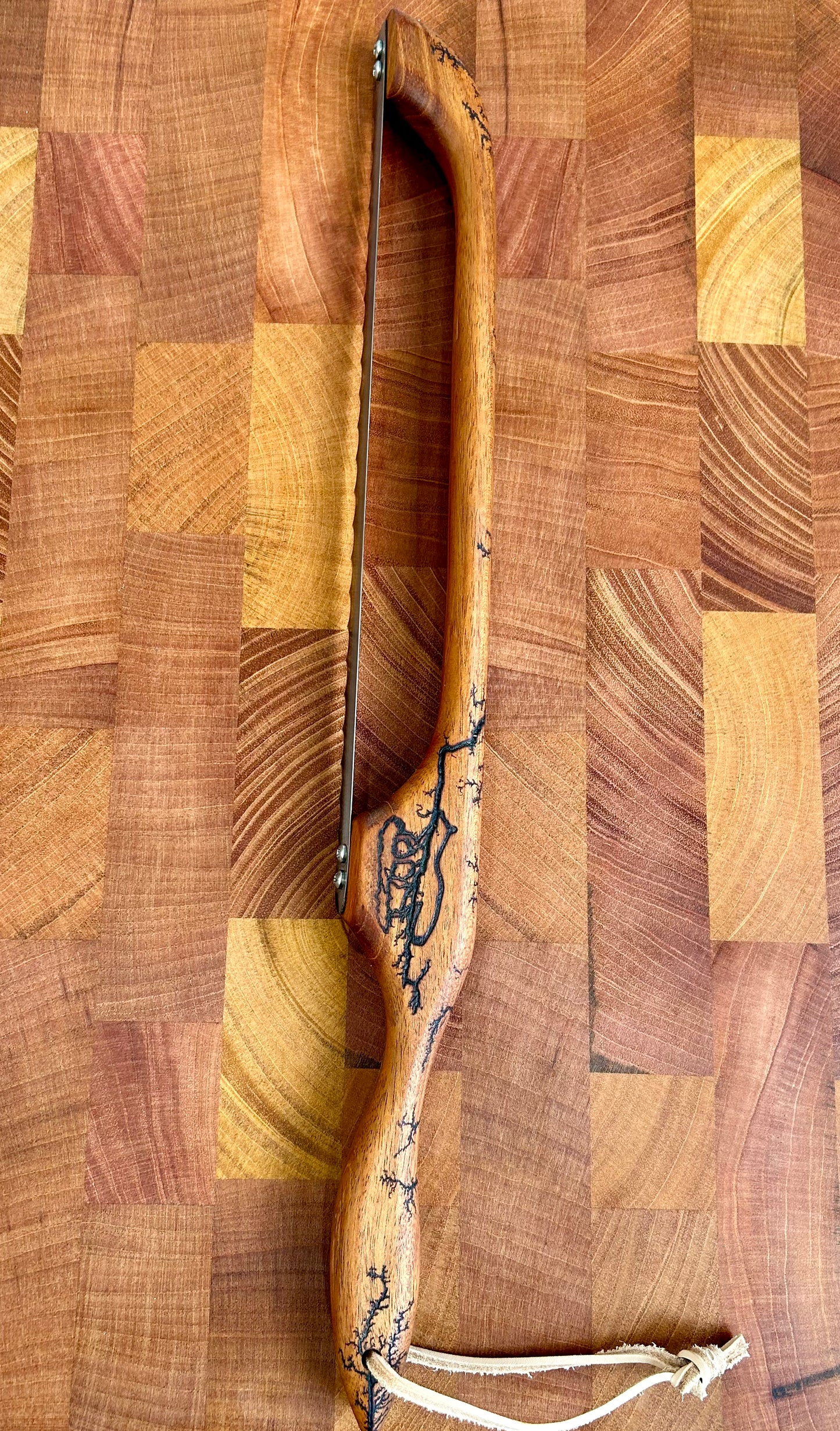 Beef Brisket Mahogany Fractal Burnt Bow Knife