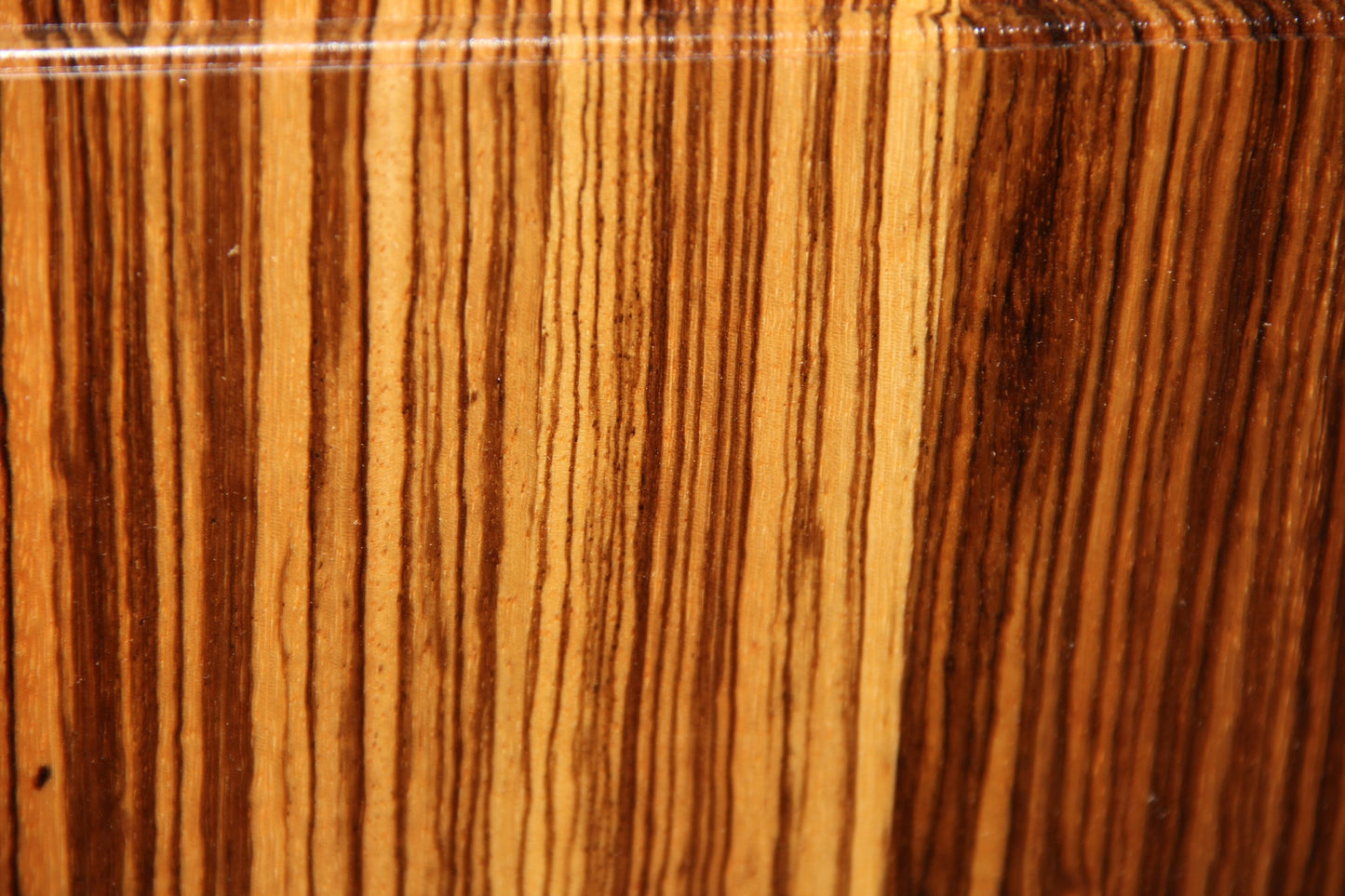Table--flat screen small entertainment unit w/zebra wood
