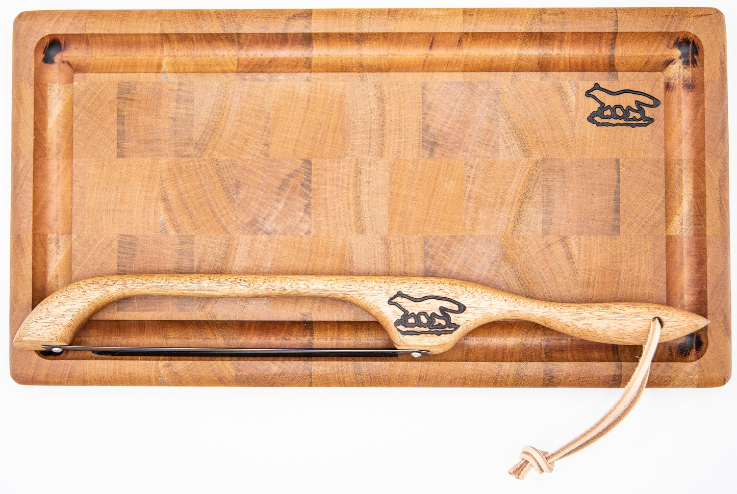 Cutting board--end grain mahogany cutting board and bow knife set