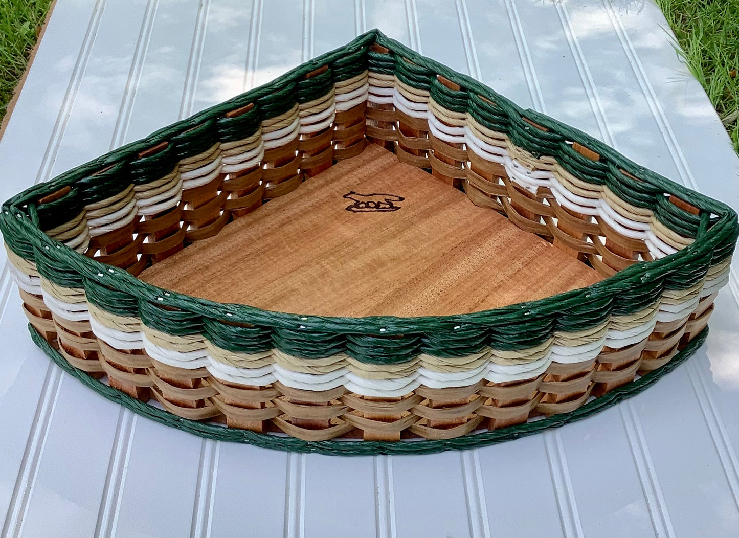 Corner Basket - Large