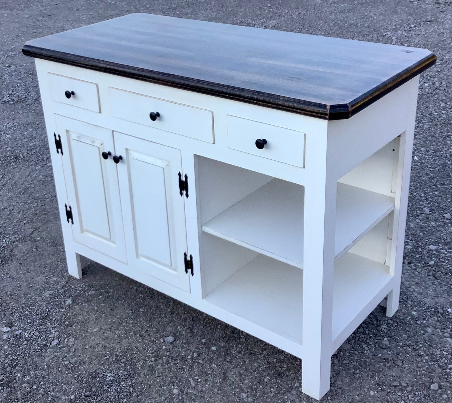 Farmhouse Island- Farmhouse Island with Black Distress Mahogany Top