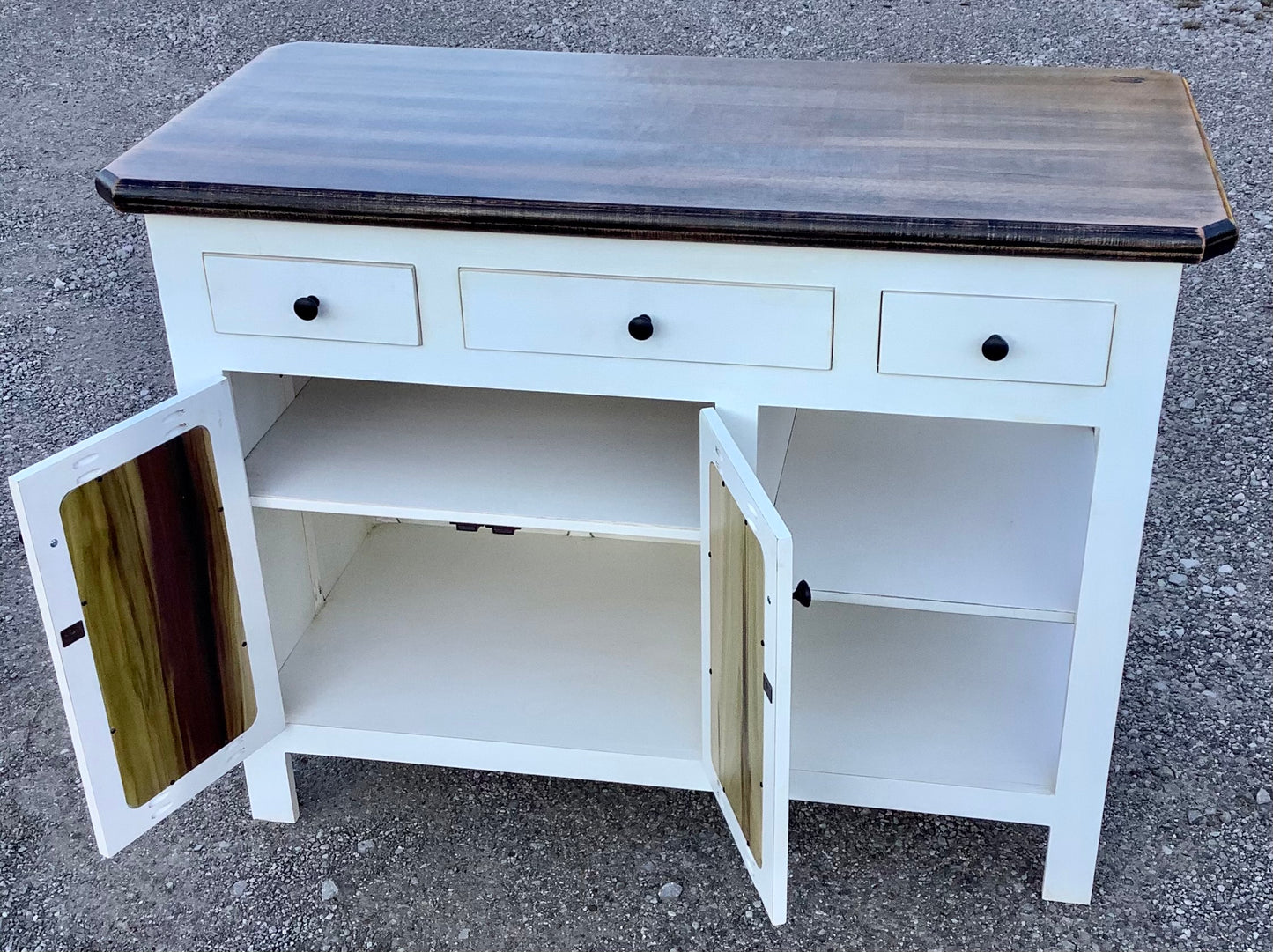 Farmhouse Island- Farmhouse Island with Black Distress Mahogany Top
