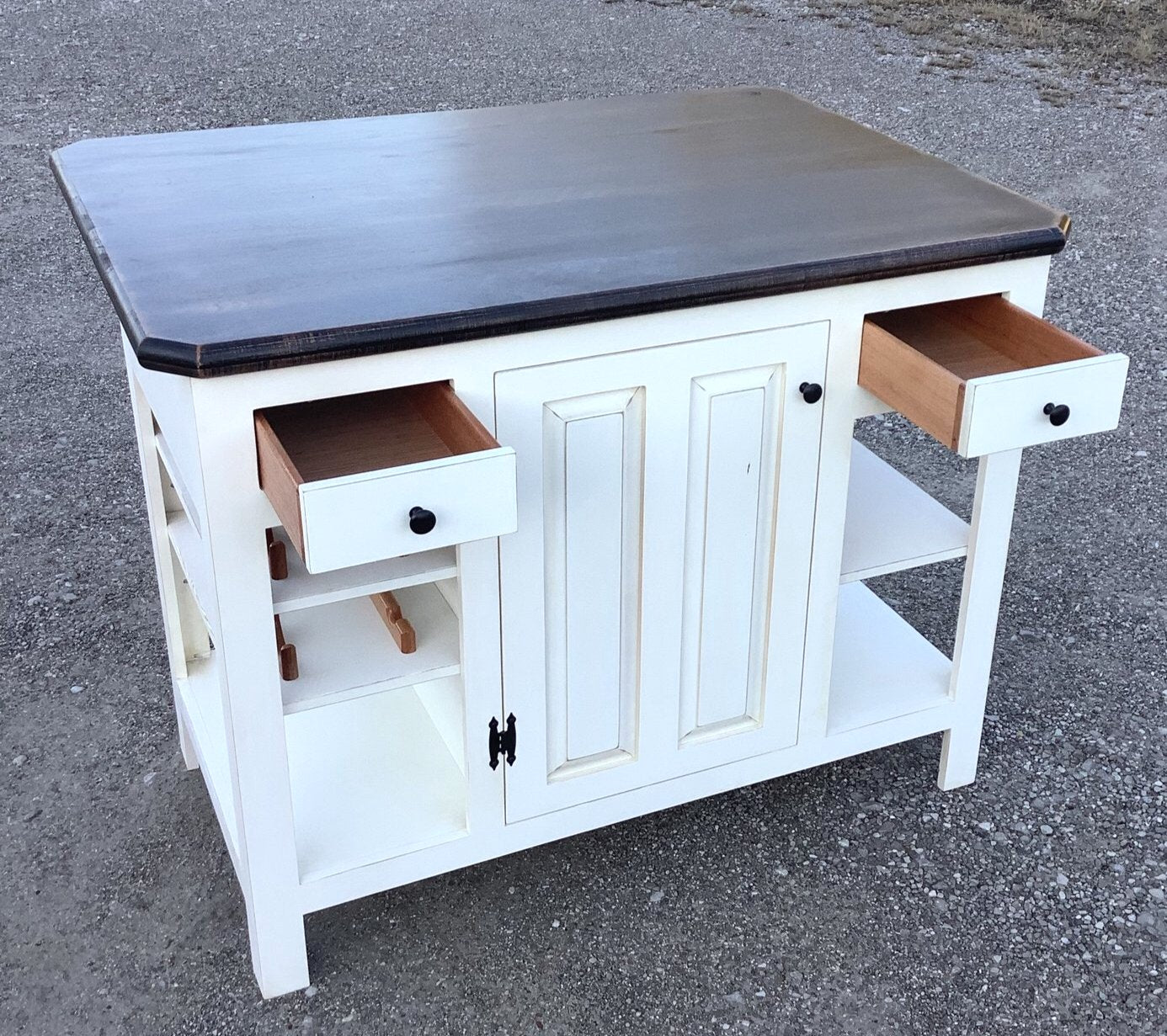 Farmhouse-Mama’s Farmhouse Wine & Storage Island with Benches