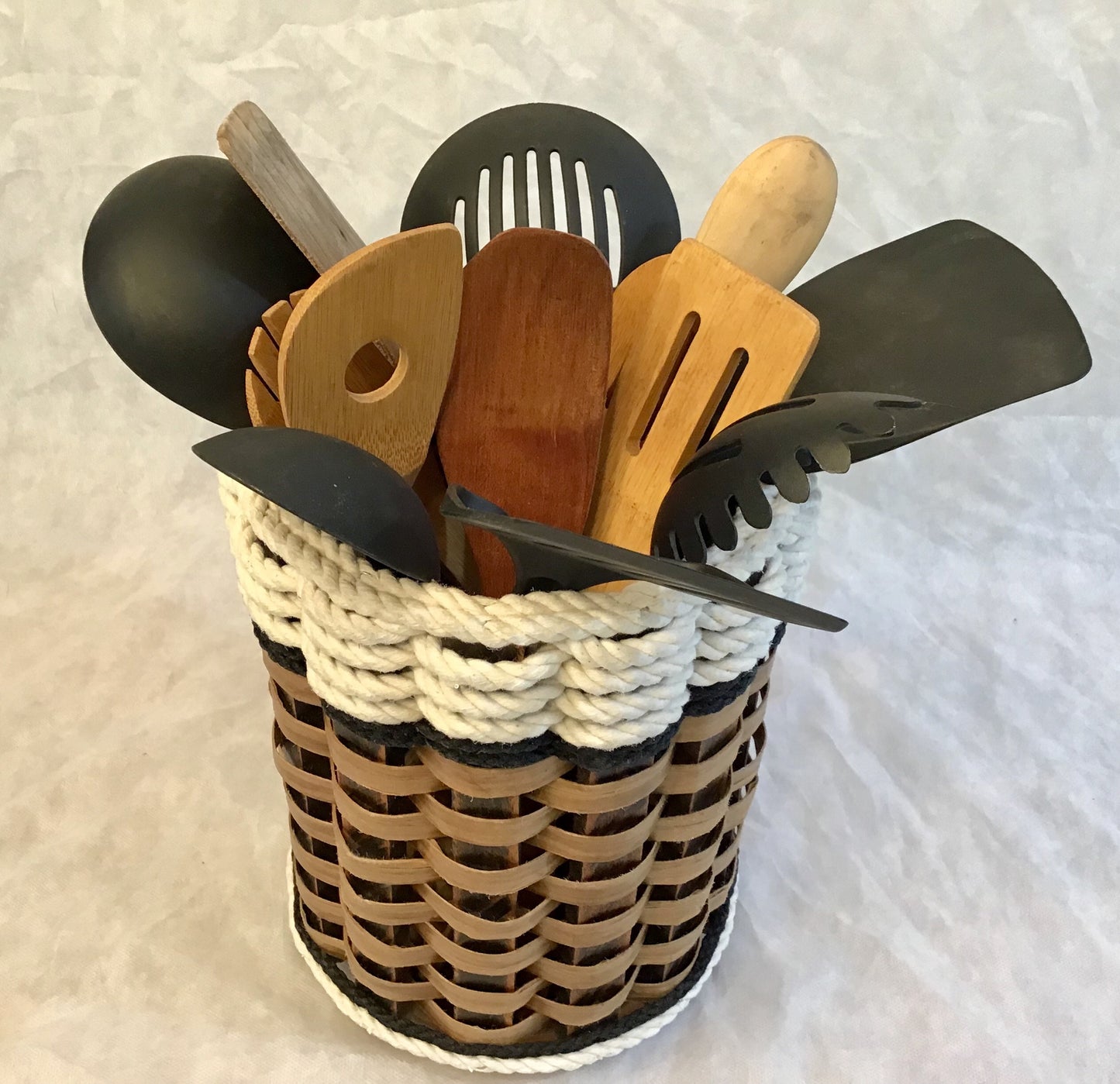 Utensil Lazy Susan Basket-Cottage Black