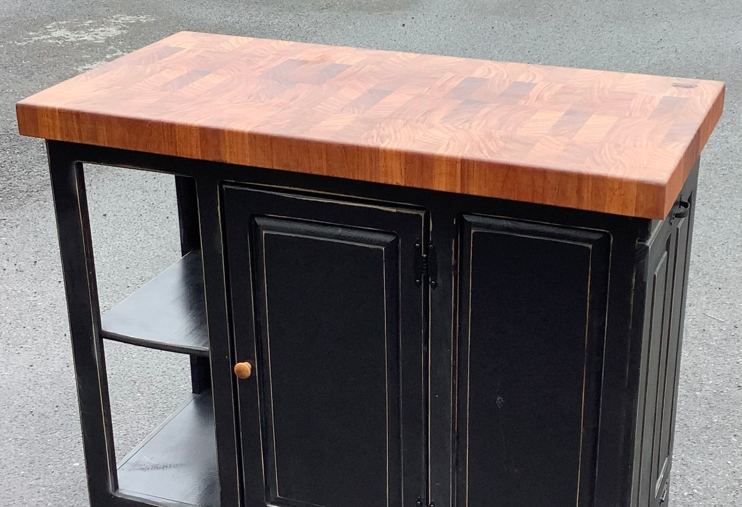 Farmhouse Island-Farmhouse Mobile 22x44 Mahogany End Grain