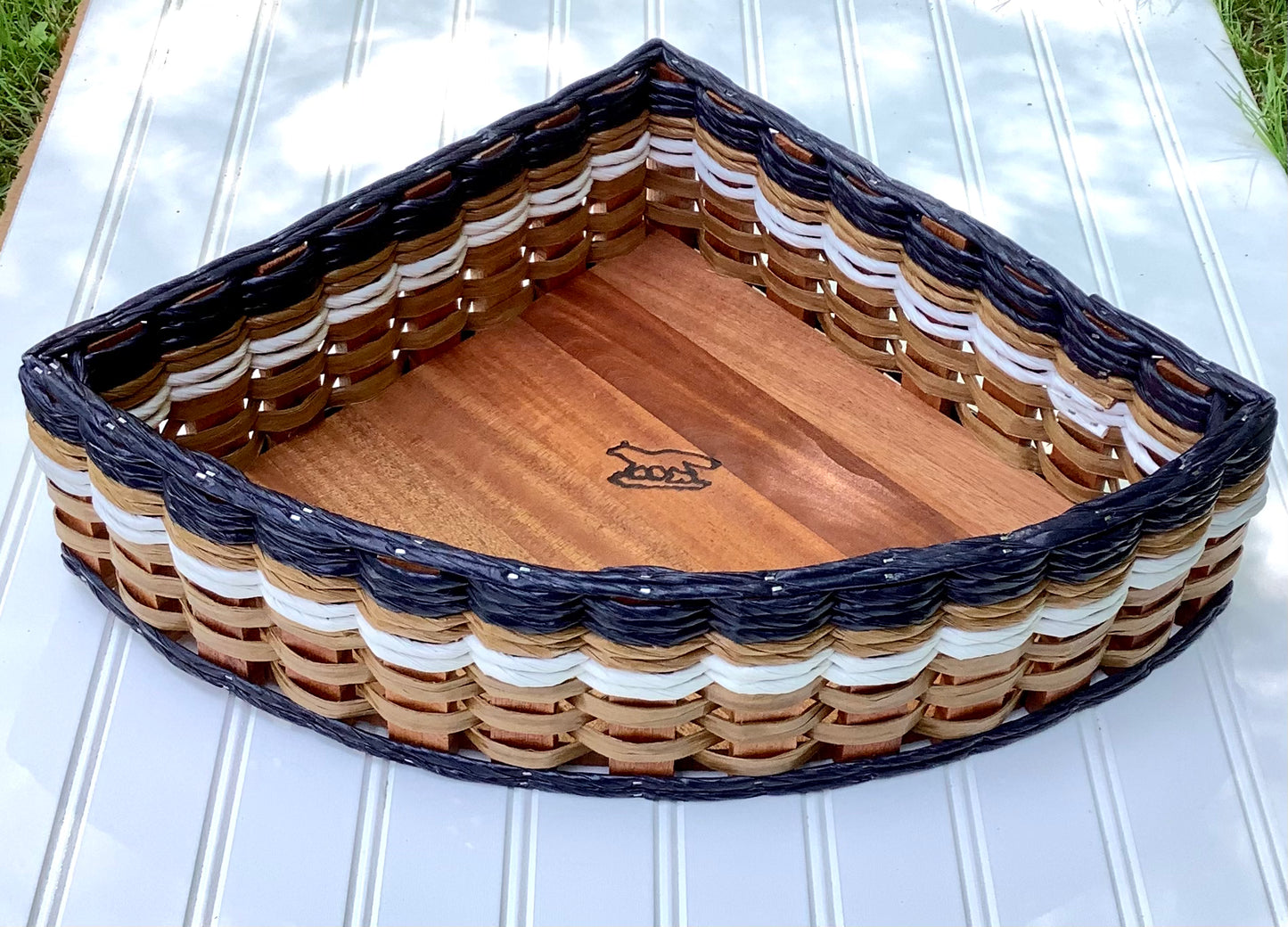 Corner Basket - Large