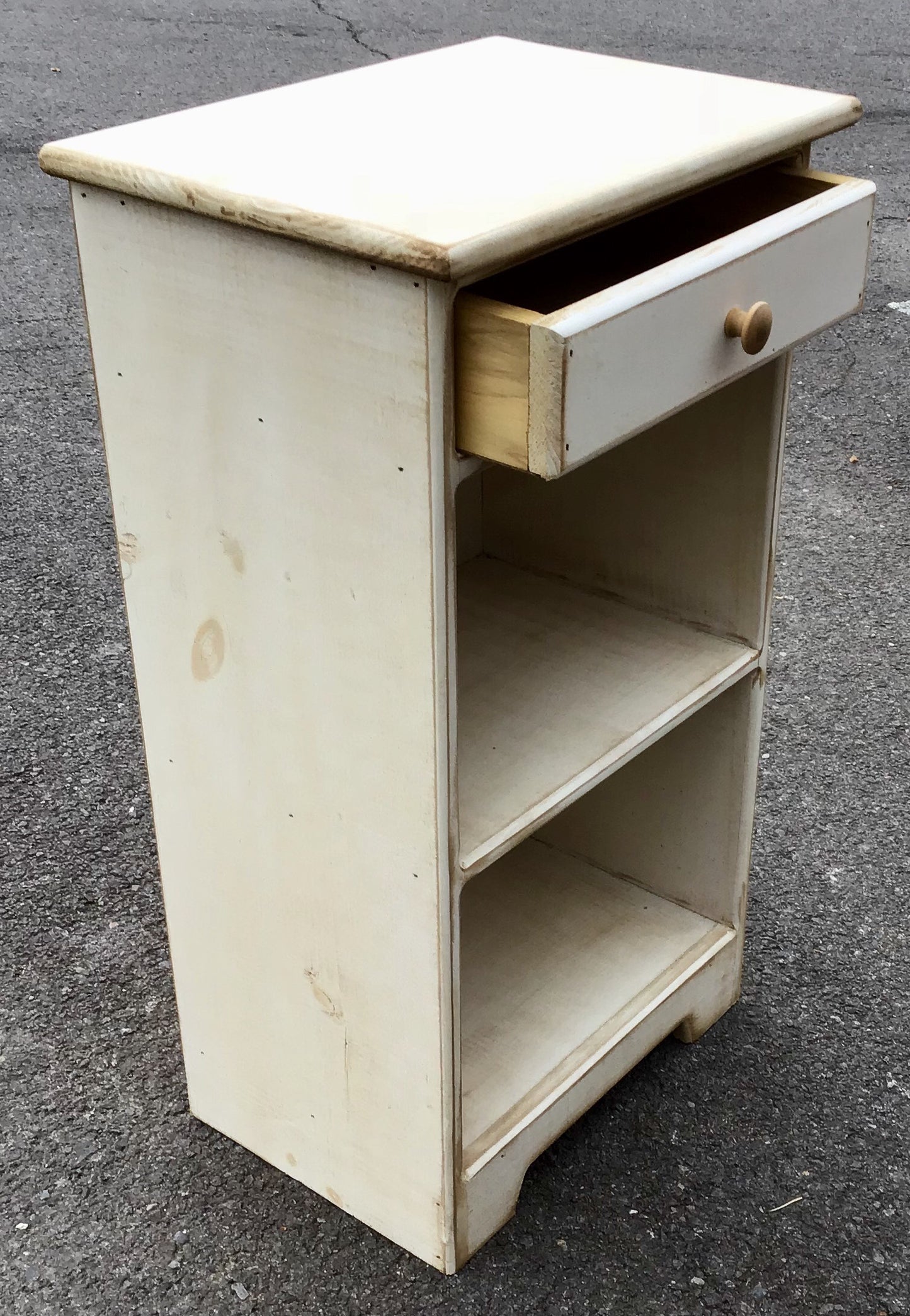 Cubby Side table
