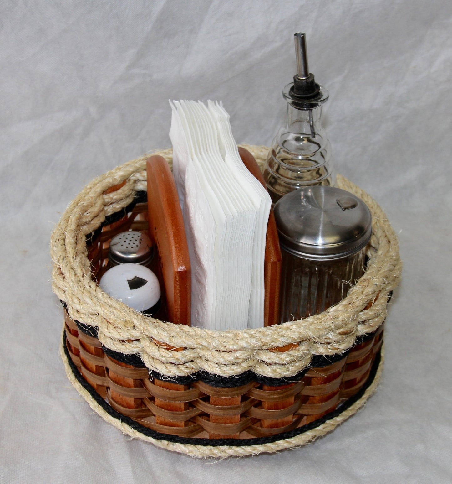 9 inch lazy Susan w/sisal rope-Shabby Chic Collection