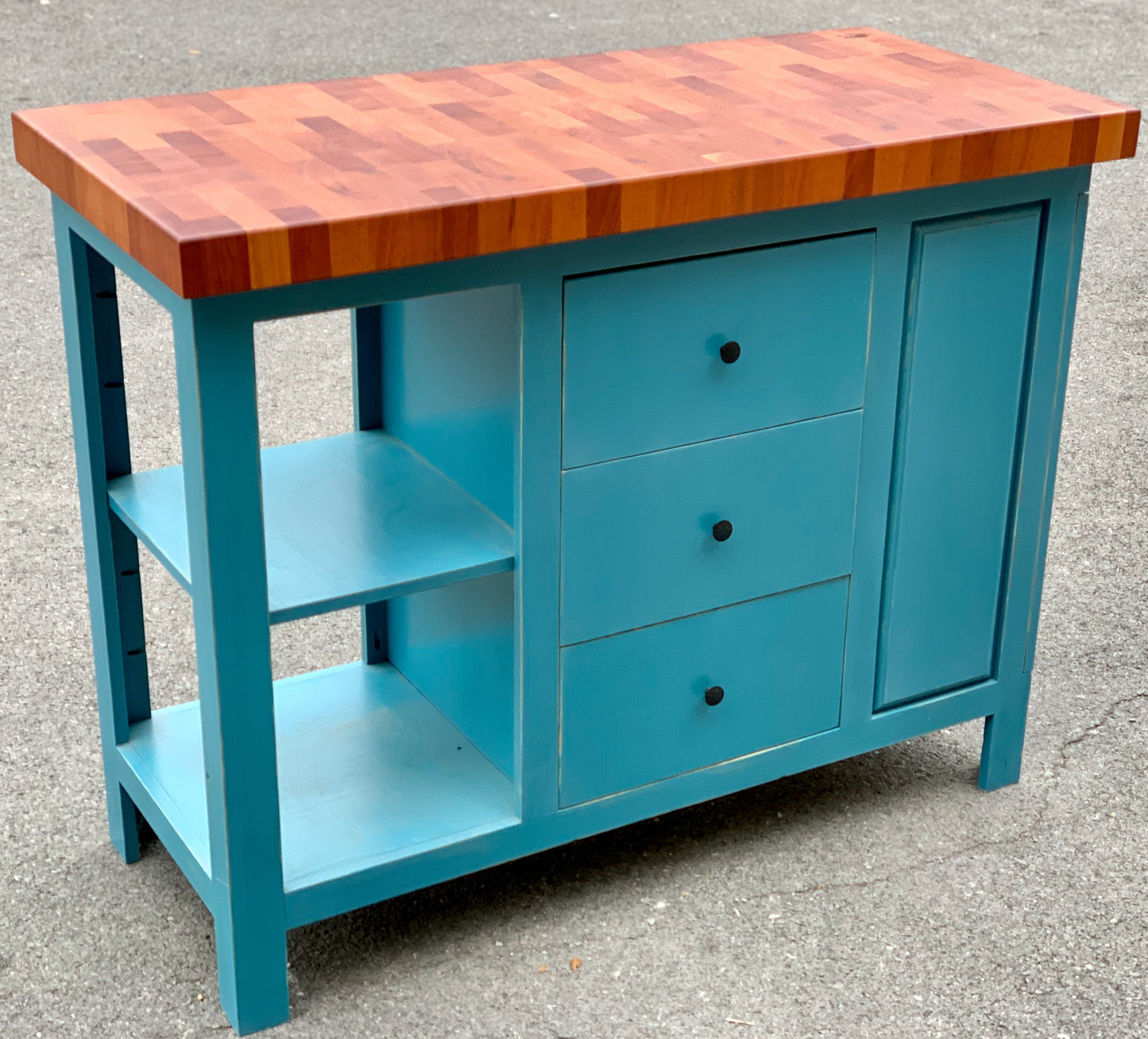Farmhouse Island- Farmhouse Island with drawers