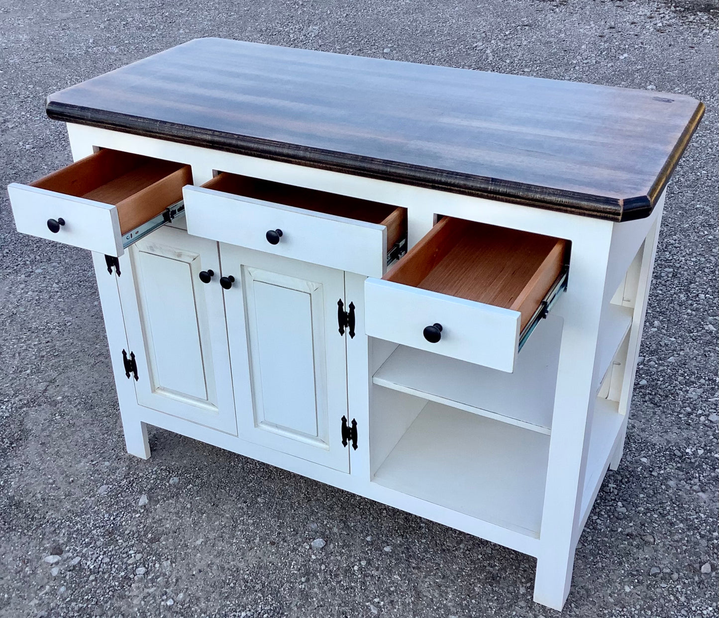 Farmhouse Island- Farmhouse Island with Black Distress Mahogany Top