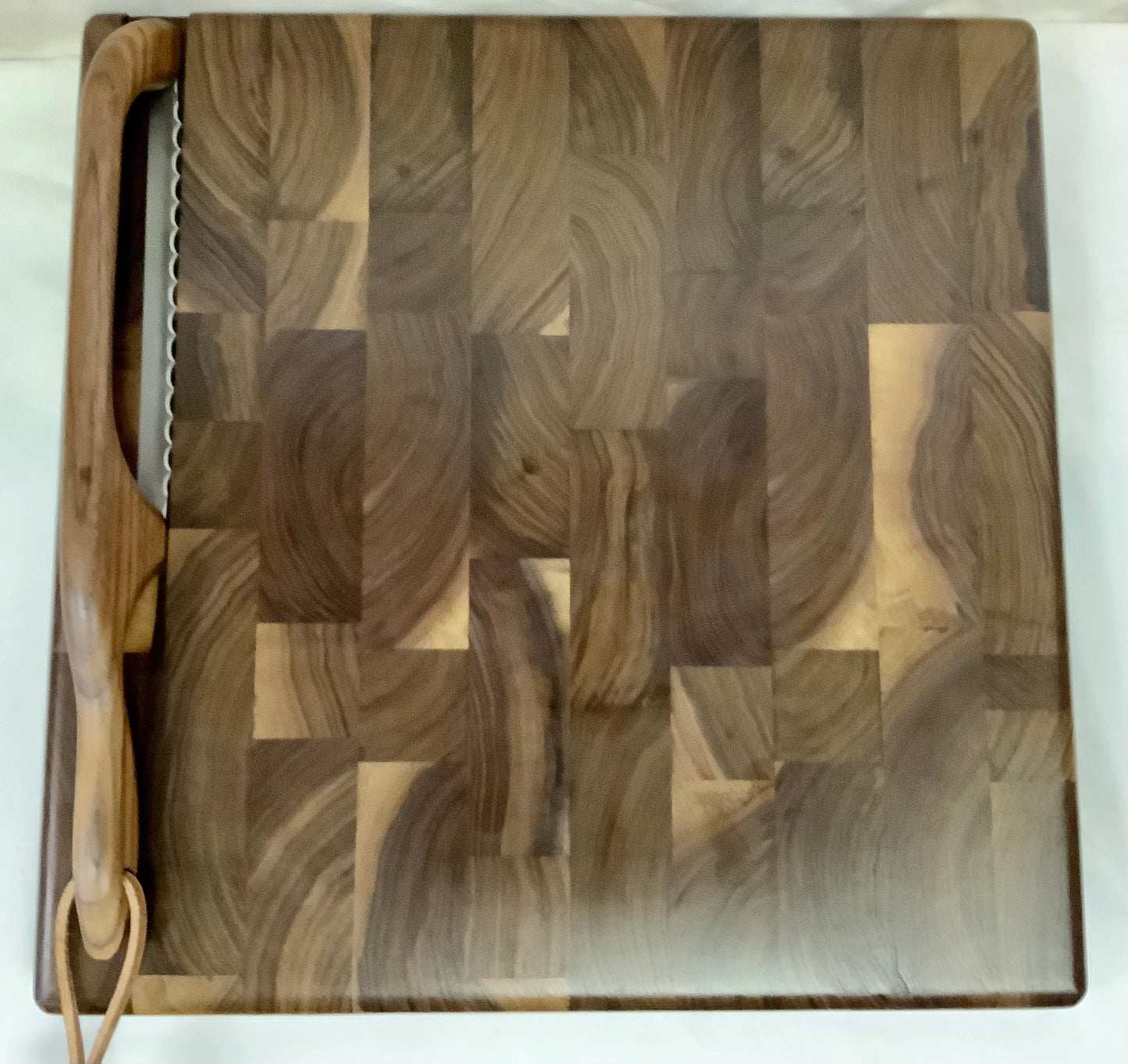 Cutting board-Black Walnut End Grain w/drip trail