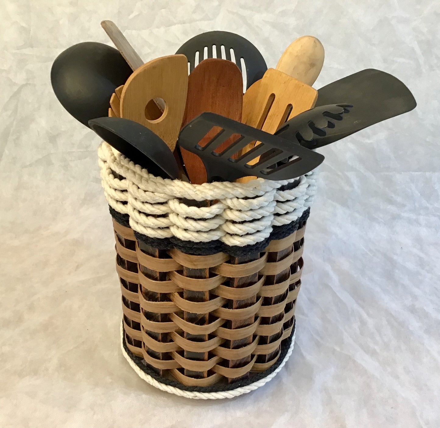 Utensil Lazy Susan Basket-Cottage Black