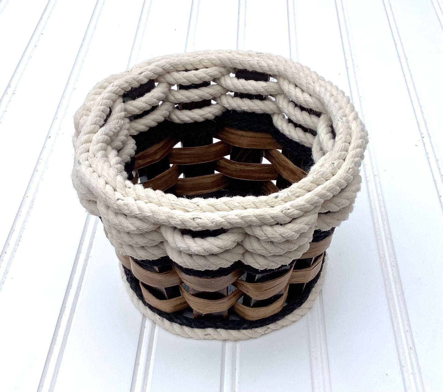 Candy Basket- Cottage Black