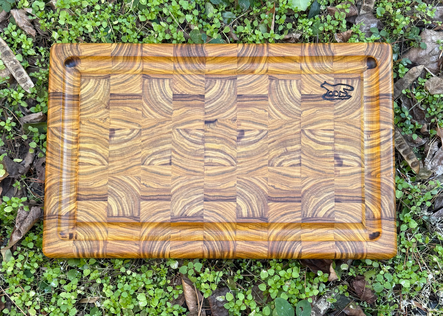Cutting board-End Grain Canary Wood w/blood trail