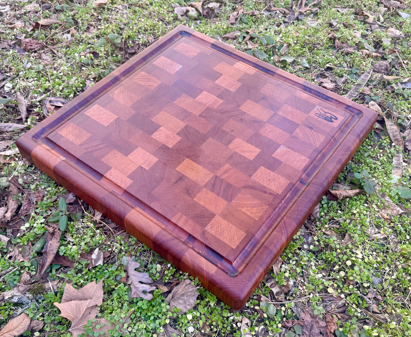 Cutting Board- Mahogany End Grain 2 inches thick with Blood Route