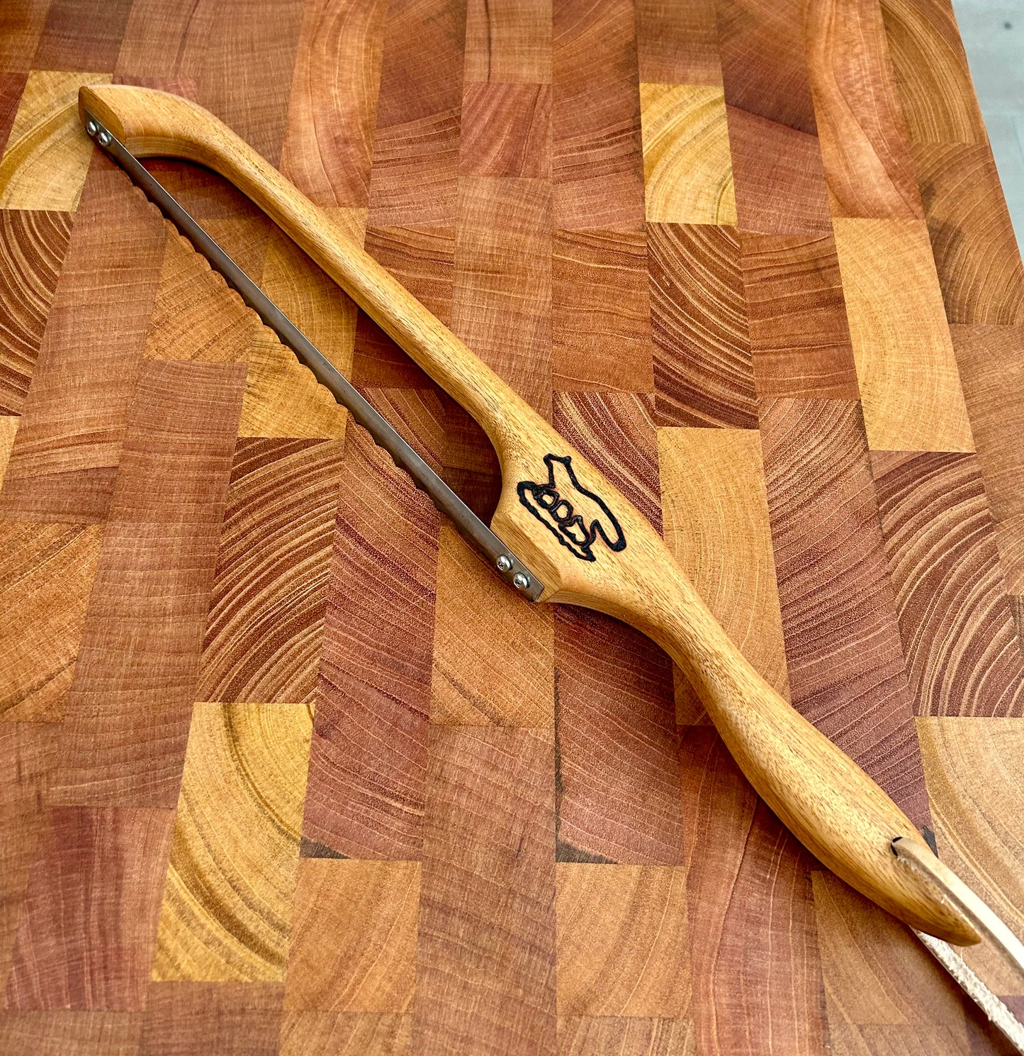 Beef Brisket Mahogany Bow Knife