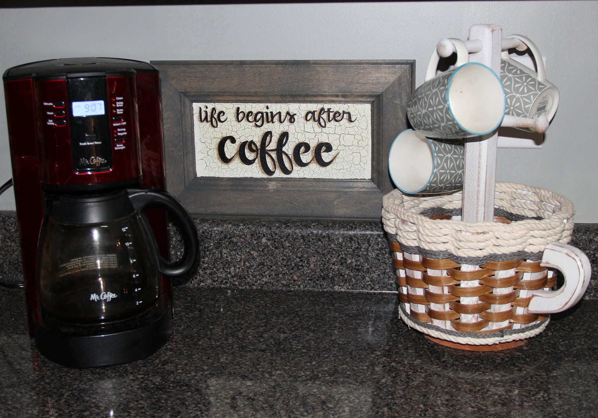 Coffee Mug Lazy Susan Basket-- Cottage Grey