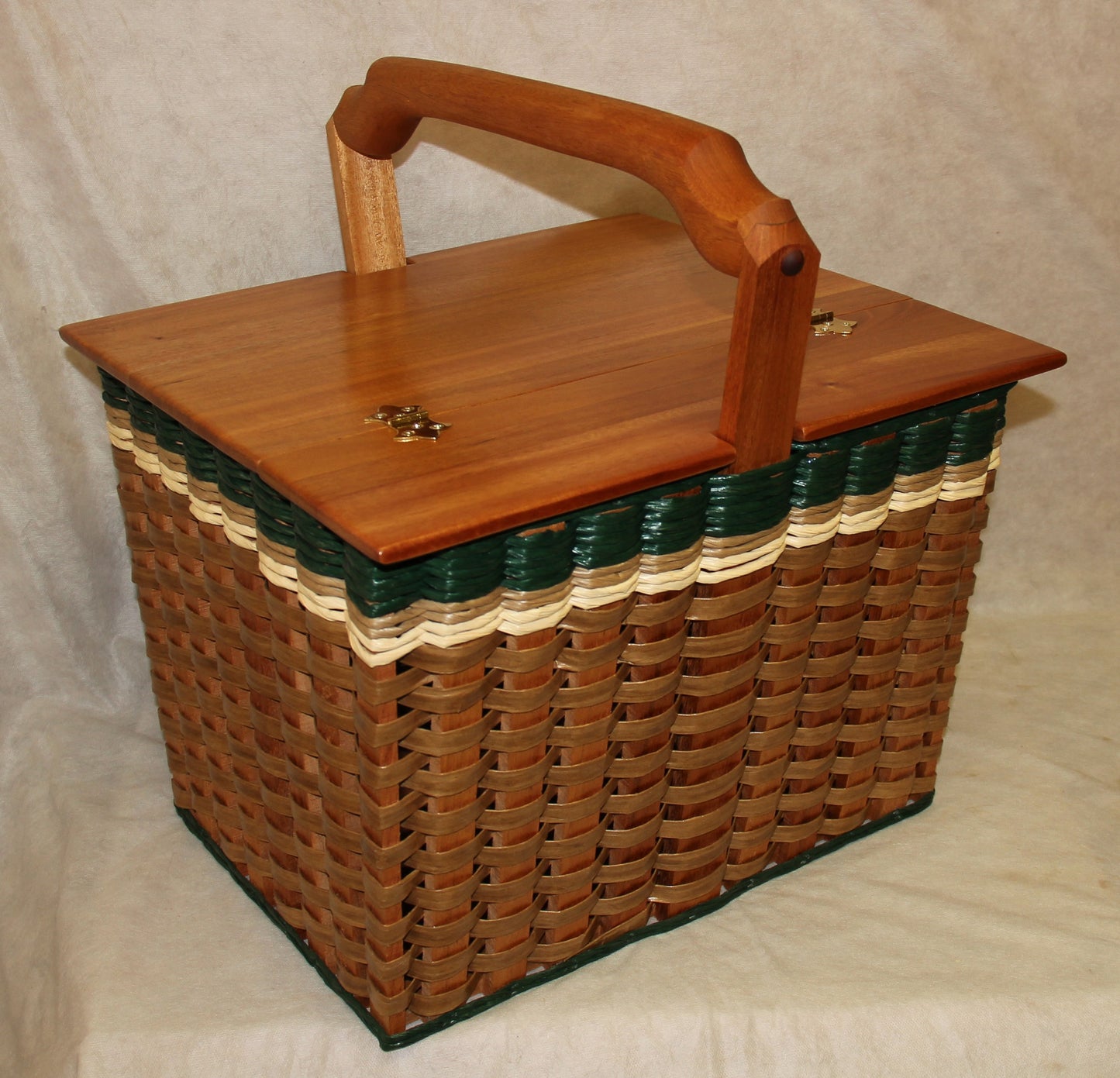 Lidded Picnic Basket-large