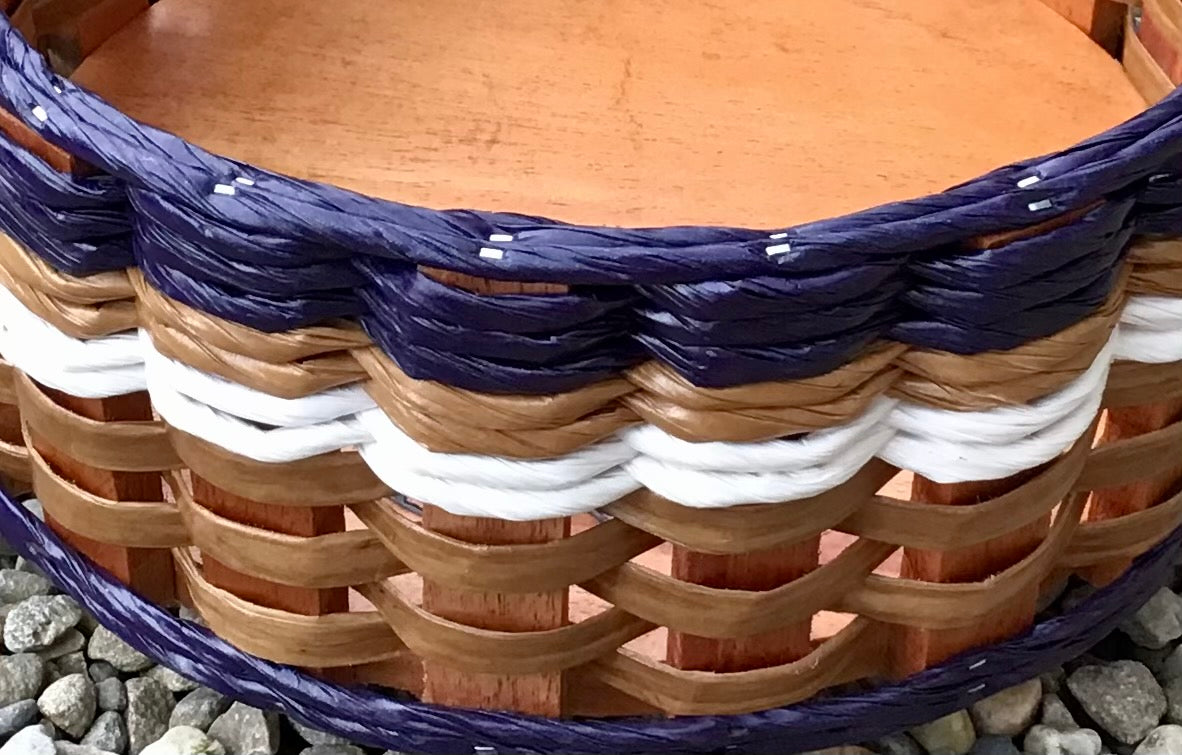 Lidded Yarn Basket w/dividers – Foxcreek Baskets