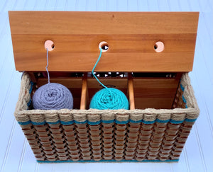 Lidded Yarn Basket w/dividers
