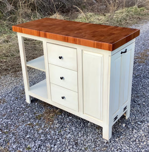 Farmhouse Island- Farmhouse Island with drawers
