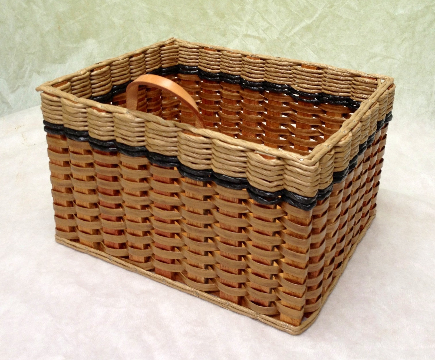 Cubby basket
